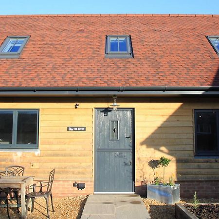 Charming And Luxury Retreats On Our Farm Villa Billingshurst Buitenkant foto