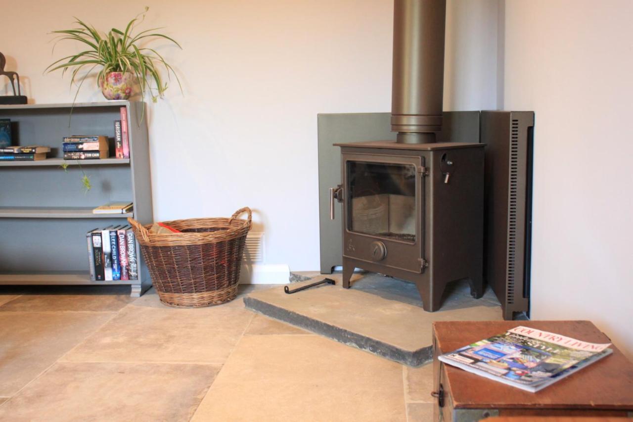 Charming And Luxury Retreats On Our Farm Villa Billingshurst Buitenkant foto