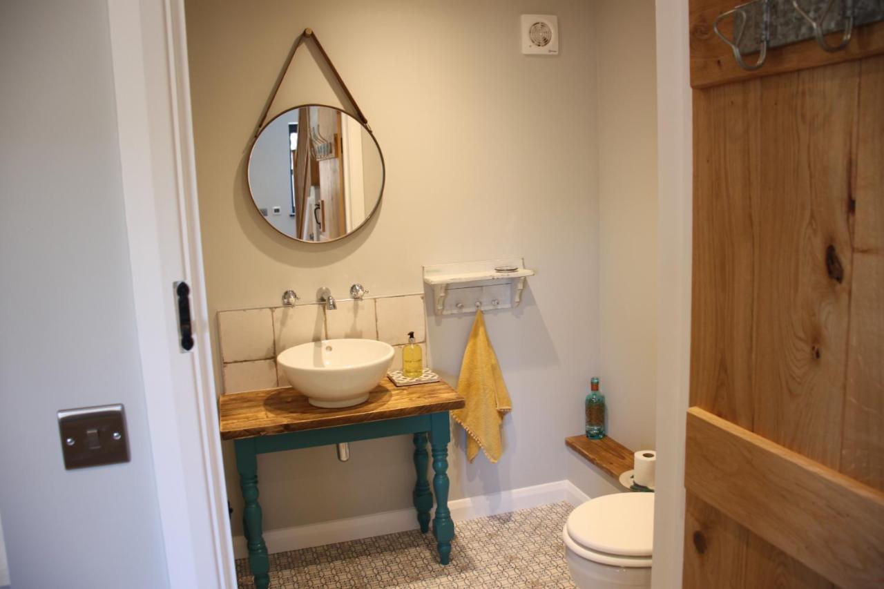 Charming And Luxury Retreats On Our Farm Villa Billingshurst Buitenkant foto