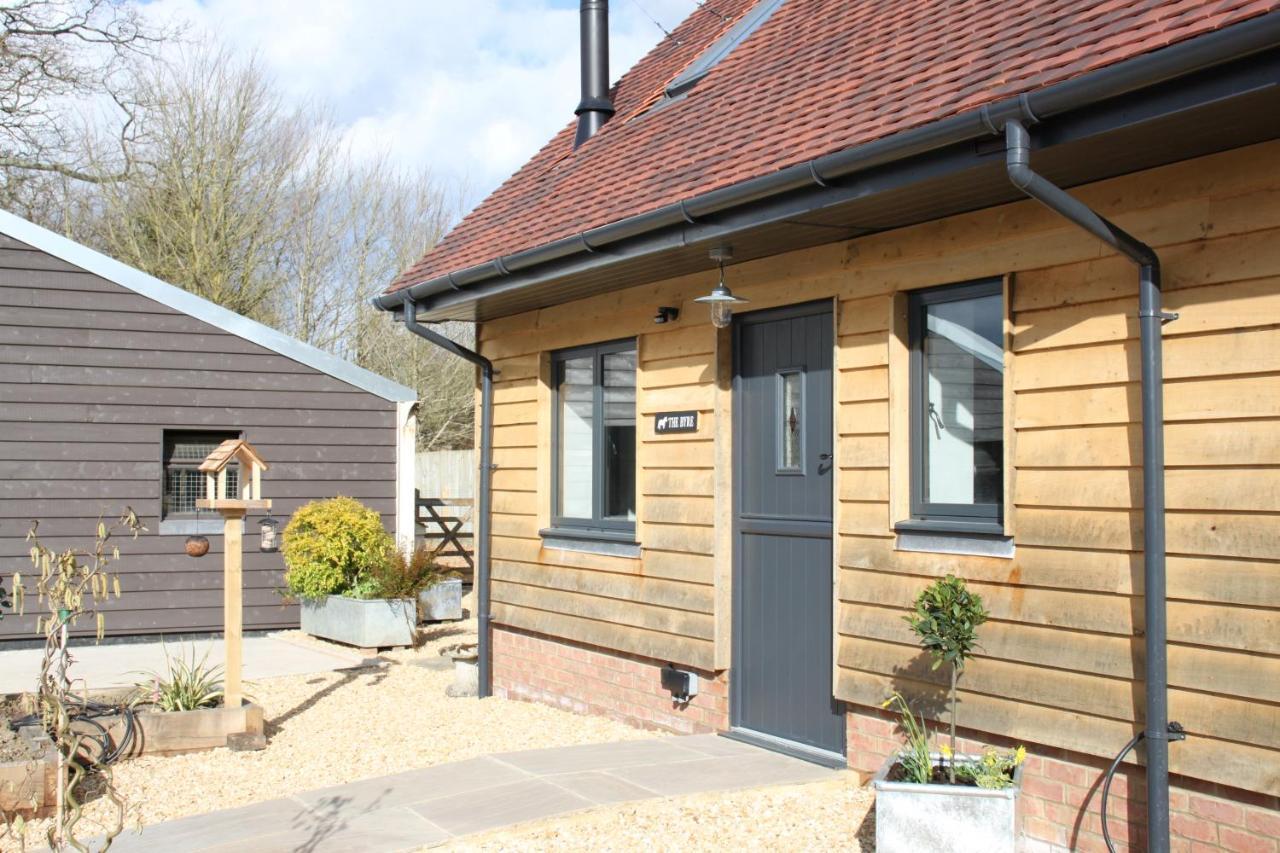 Charming And Luxury Retreats On Our Farm Villa Billingshurst Buitenkant foto